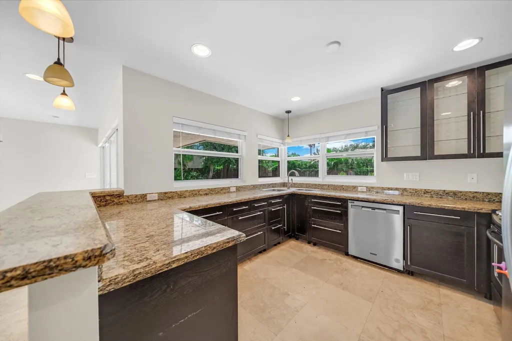 4021 Bayview Drive Fort Lauderdale FL 33308