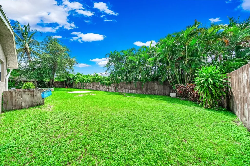 4021 Bayview Drive Fort Lauderdale FL 33308