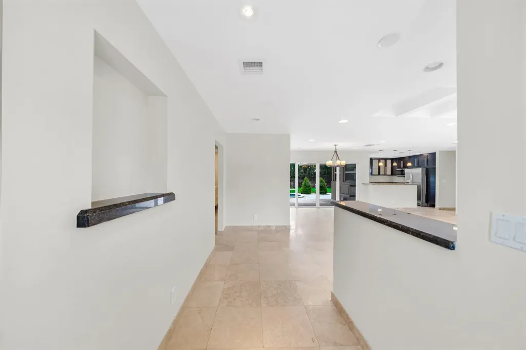 4021 Bayview Drive Fort Lauderdale FL 33308