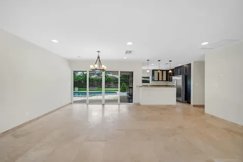 4021 Bayview Drive Fort Lauderdale FL 33308