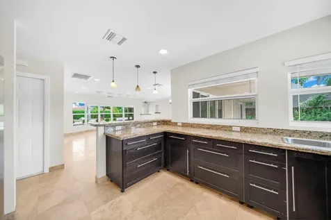 4021 Bayview Drive Fort Lauderdale FL 33308