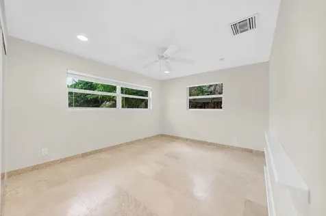 4021 Bayview Drive Fort Lauderdale FL 33308