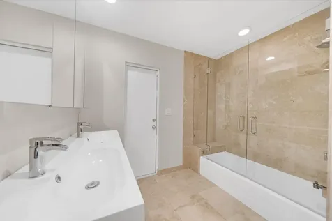 4021 Bayview Drive Fort Lauderdale FL 33308