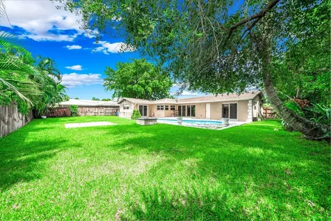 4021 Bayview Drive Fort Lauderdale FL 33308