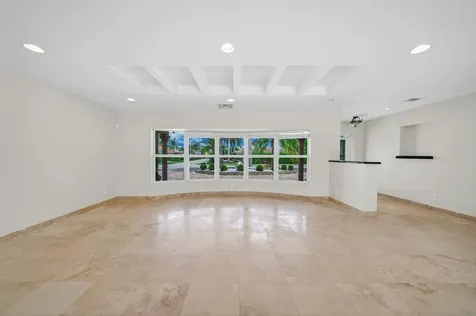 4021 Bayview Drive Fort Lauderdale FL 33308