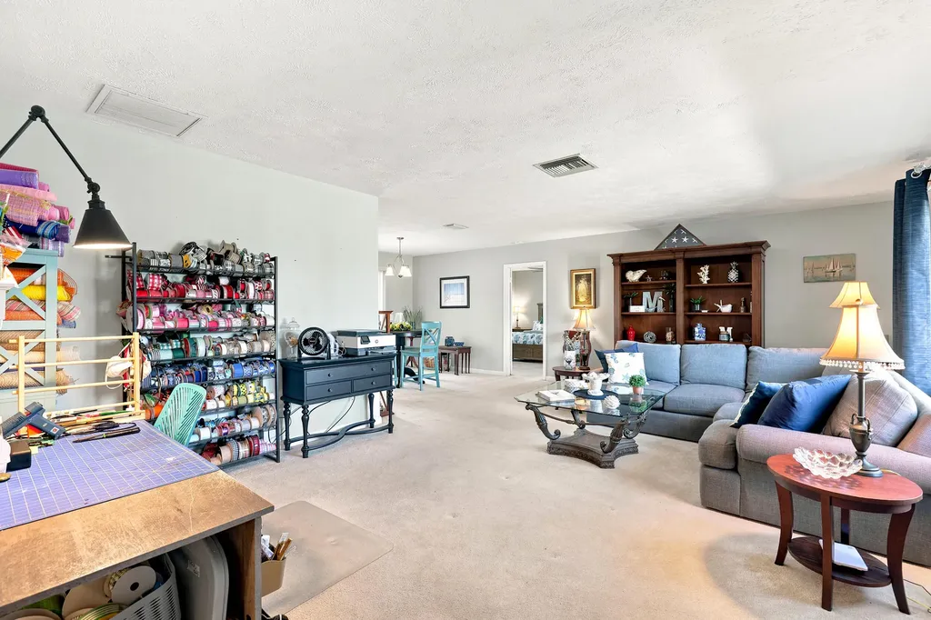 2001 SE Allamanda Drive Port St Lucie FL 34952