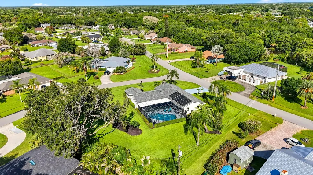 2001 SE Allamanda Drive Port St Lucie FL 34952
