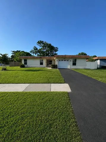 7816 NW 70th Terrace Tamarac FL 33321