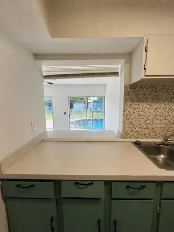 7816 NW 70th Terrace Tamarac FL 33321