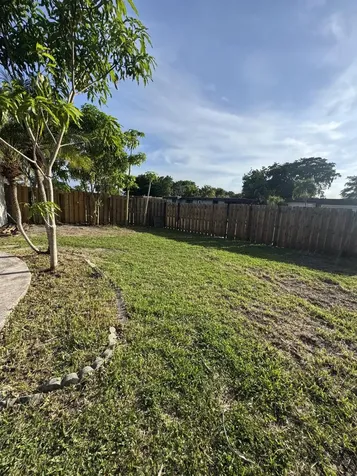 7816 NW 70th Terrace Tamarac FL 33321
