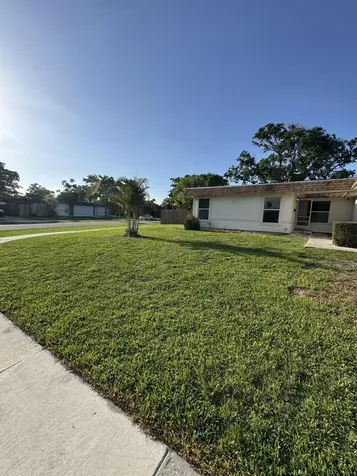 7816 NW 70th Terrace Tamarac FL 33321