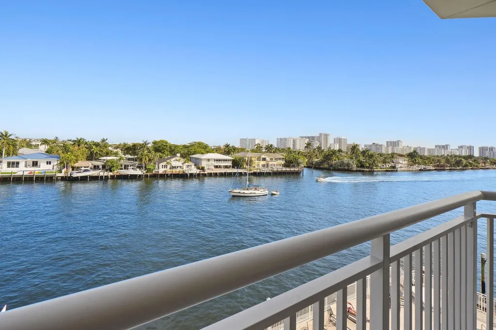 3100 NE 48th Street Fort Lauderdale FL 33308
