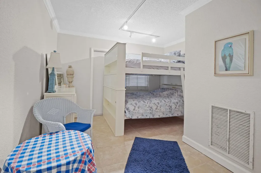 3100 NE 48th Street Fort Lauderdale FL 33308