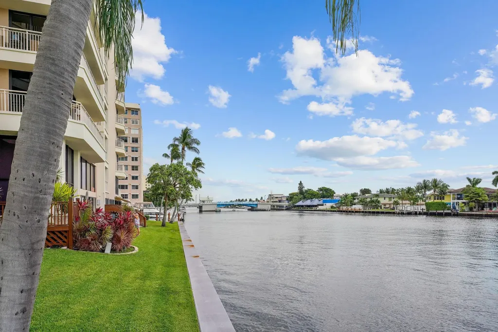 3100 NE 48th Street Fort Lauderdale FL 33308
