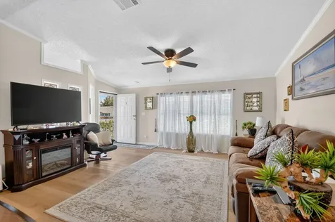 733 Sunny S Avenue Boynton Beach FL 33436