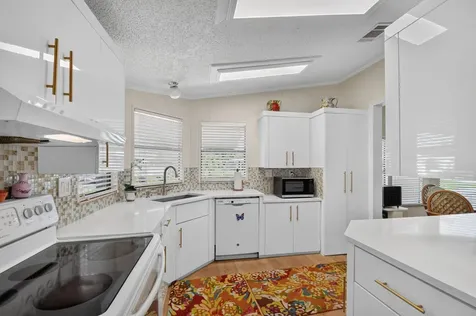 733 Sunny S Avenue Boynton Beach FL 33436