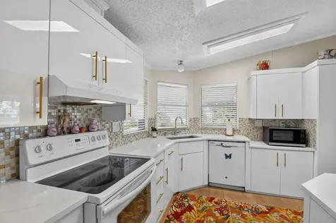 733 Sunny S Avenue Boynton Beach FL 33436