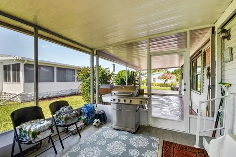 733 Sunny S Avenue Boynton Beach FL 33436