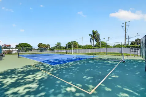733 Sunny S Avenue Boynton Beach FL 33436