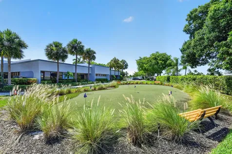 733 Sunny S Avenue Boynton Beach FL 33436