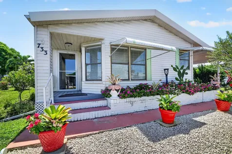 733 Sunny S Avenue Boynton Beach FL 33436