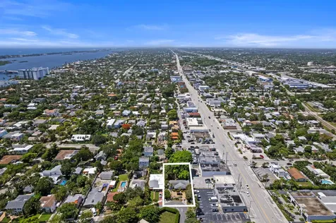 330 Marlborough Place West Palm Beach FL 33405