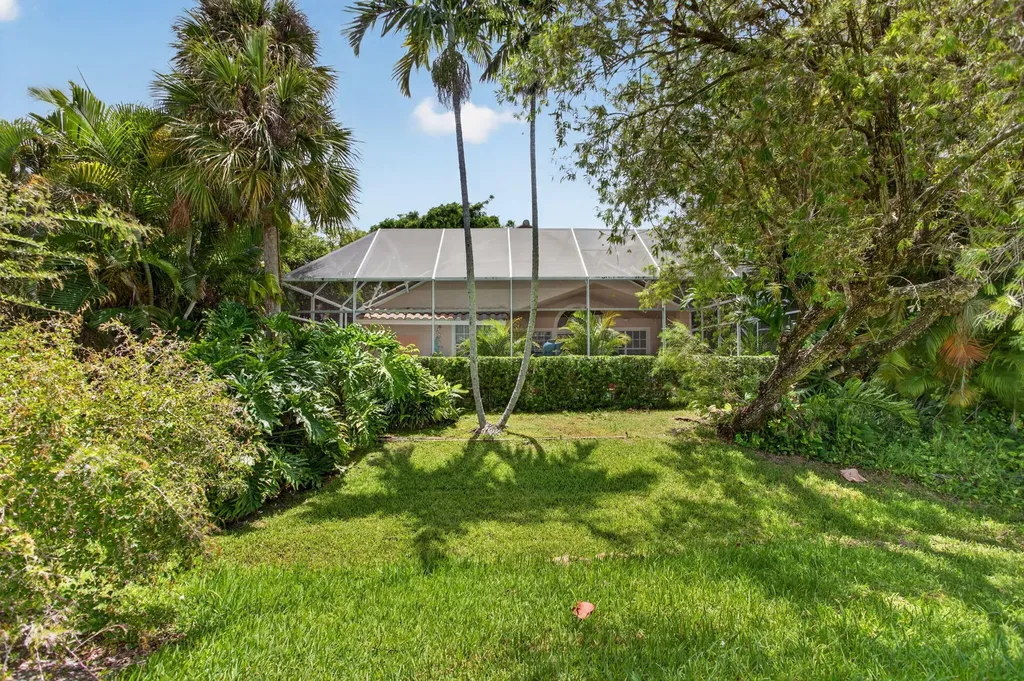 526 Misty Oaks Drive Pompano Beach FL 33069