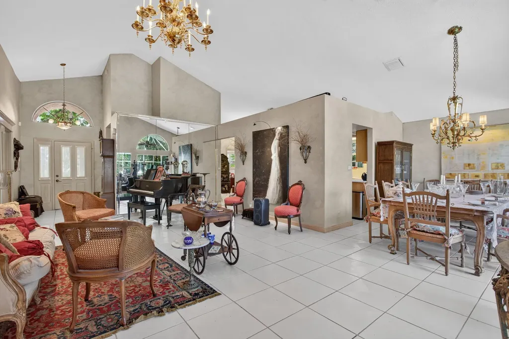 526 Misty Oaks Drive Pompano Beach FL 33069