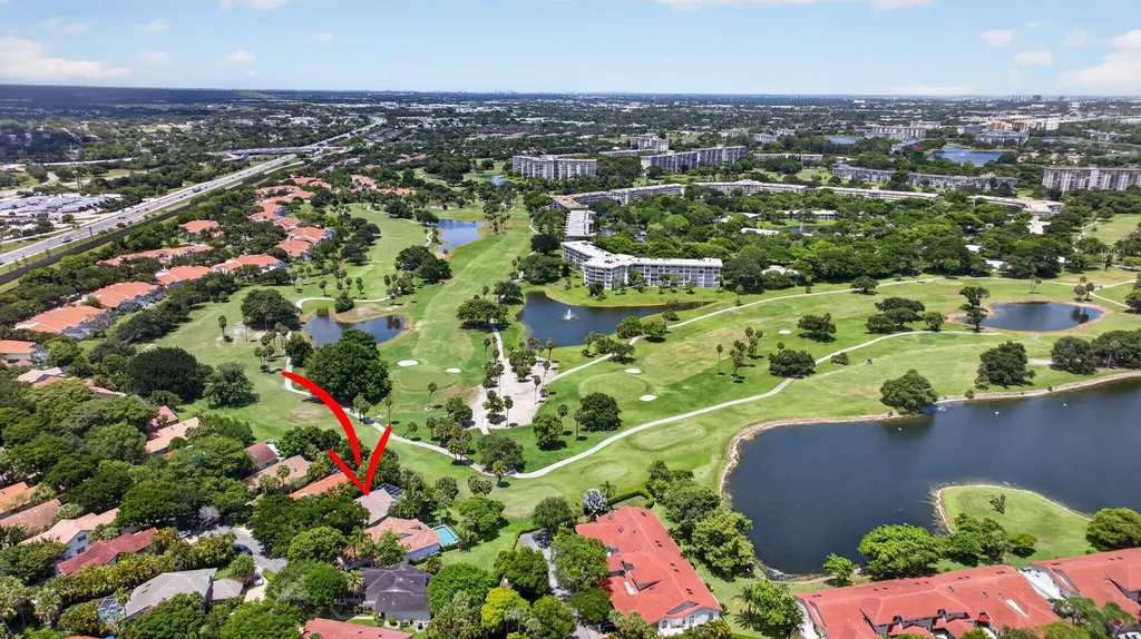 526 Misty Oaks Drive Pompano Beach FL 33069