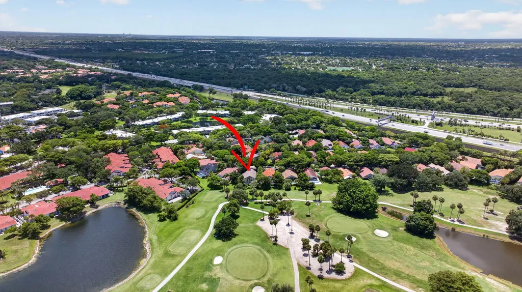 526 Misty Oaks Drive Pompano Beach FL 33069