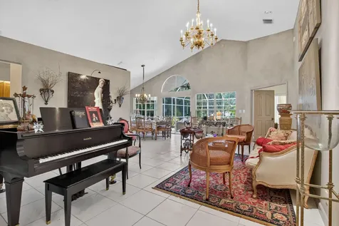 526 Misty Oaks Drive Pompano Beach FL 33069
