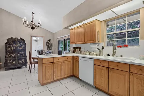 526 Misty Oaks Drive Pompano Beach FL 33069