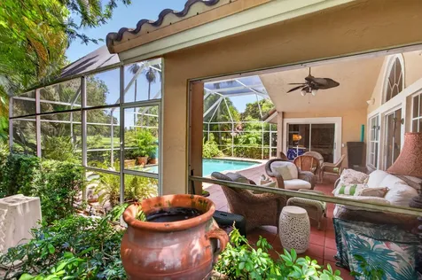 526 Misty Oaks Drive Pompano Beach FL 33069