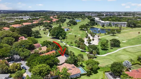 526 Misty Oaks Drive Pompano Beach FL 33069