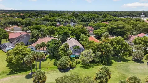 526 Misty Oaks Drive Pompano Beach FL 33069