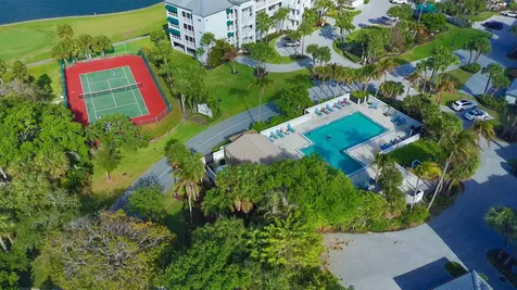 218 NE Edgewater Drive Hutchinson Island FL 34996