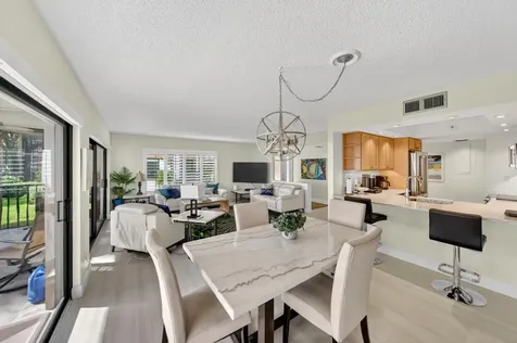 218 NE Edgewater Drive Hutchinson Island FL 34996