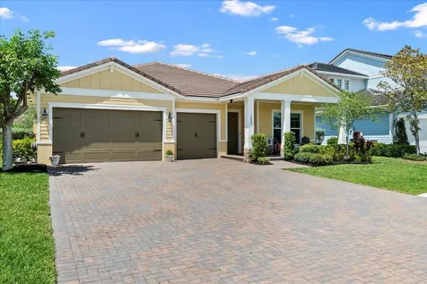 1059 Sweetgrass Street Loxahatchee FL 33470