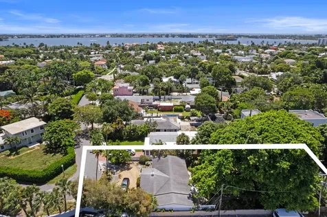 330 Marlborough Place West Palm Beach FL 33405