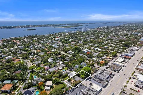 330 Marlborough Place West Palm Beach FL 33405