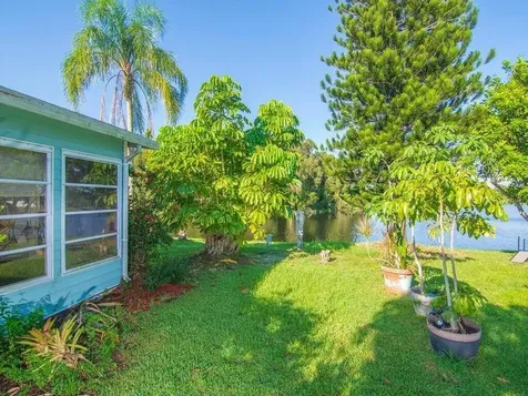 6910 SE Morningside Drive Stuart FL 34997