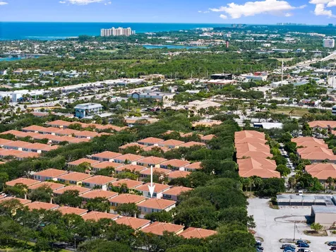48 Live Oak Circle Jupiter FL 33469