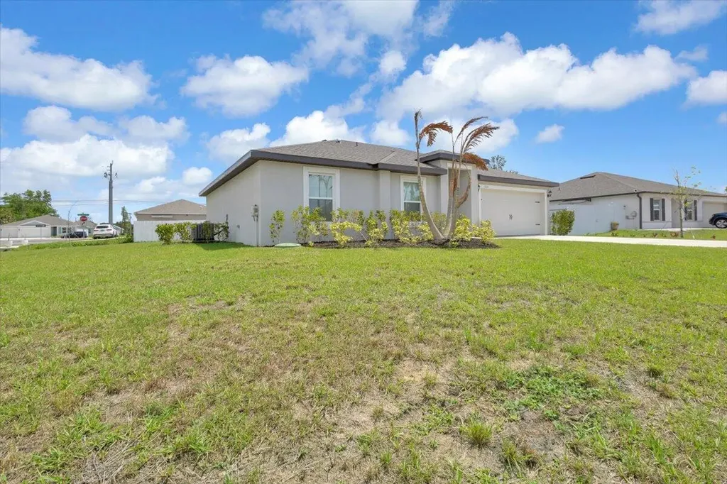 920 SW Castaneda Lane Port St Lucie FL 34953