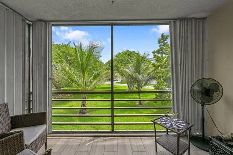 103 Royal Park Drive Oakland Park FL 33309