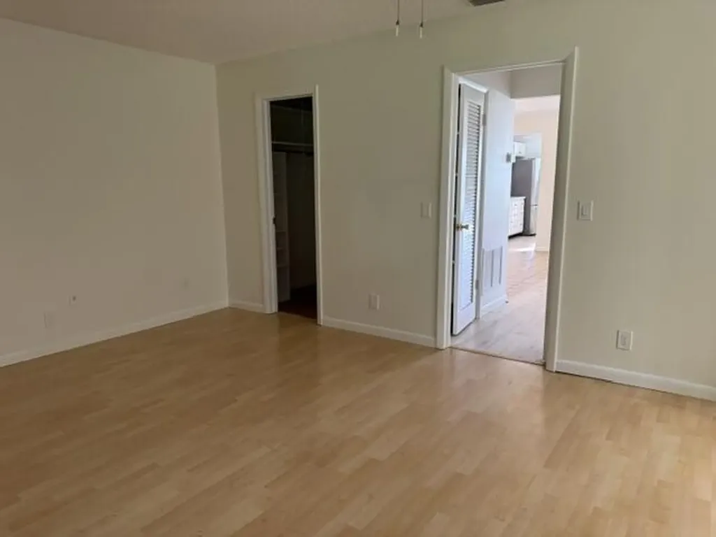 7293 W Oakridge Circle Lake Worth FL 33462