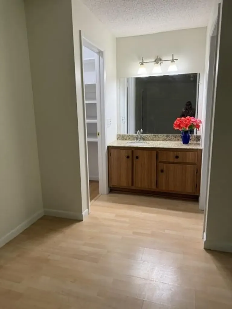 7293 W Oakridge Circle Lake Worth FL 33462