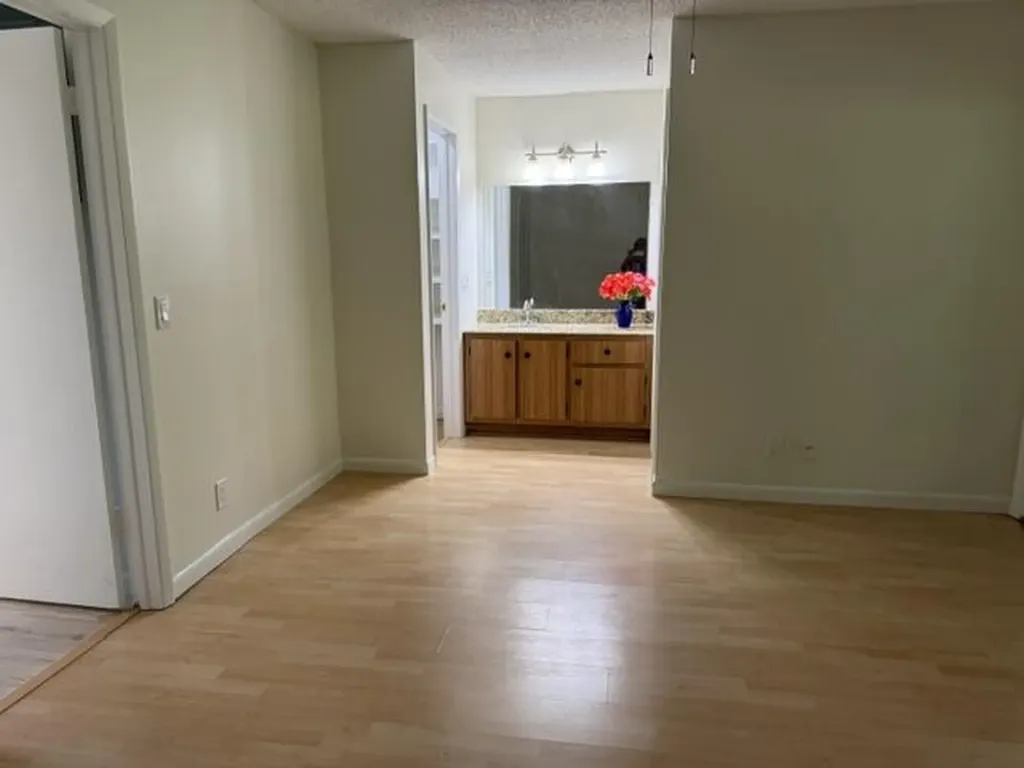 7293 W Oakridge Circle Lake Worth FL 33462