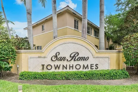 1912 SW 60th Avenue North Lauderdale FL 33068
