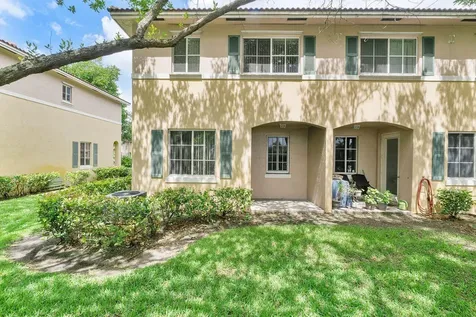 1912 SW 60th Avenue North Lauderdale FL 33068