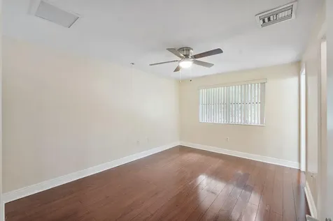 1912 SW 60th Avenue North Lauderdale FL 33068